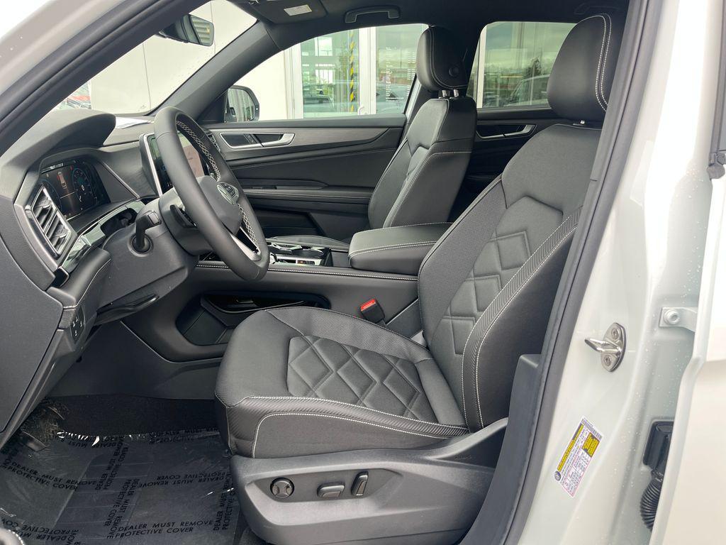 new 2026 Volkswagen Atlas Cross Sport car, priced at $42,506