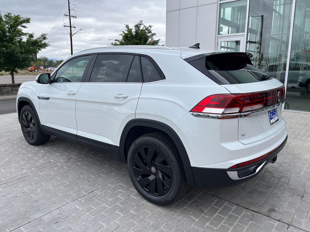 new 2026 Volkswagen Atlas Cross Sport car, priced at $42,506