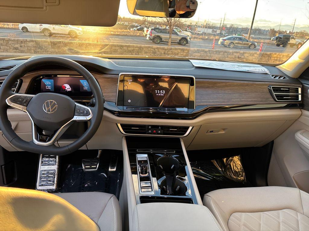 new 2026 Volkswagen Atlas car, priced at $52,474