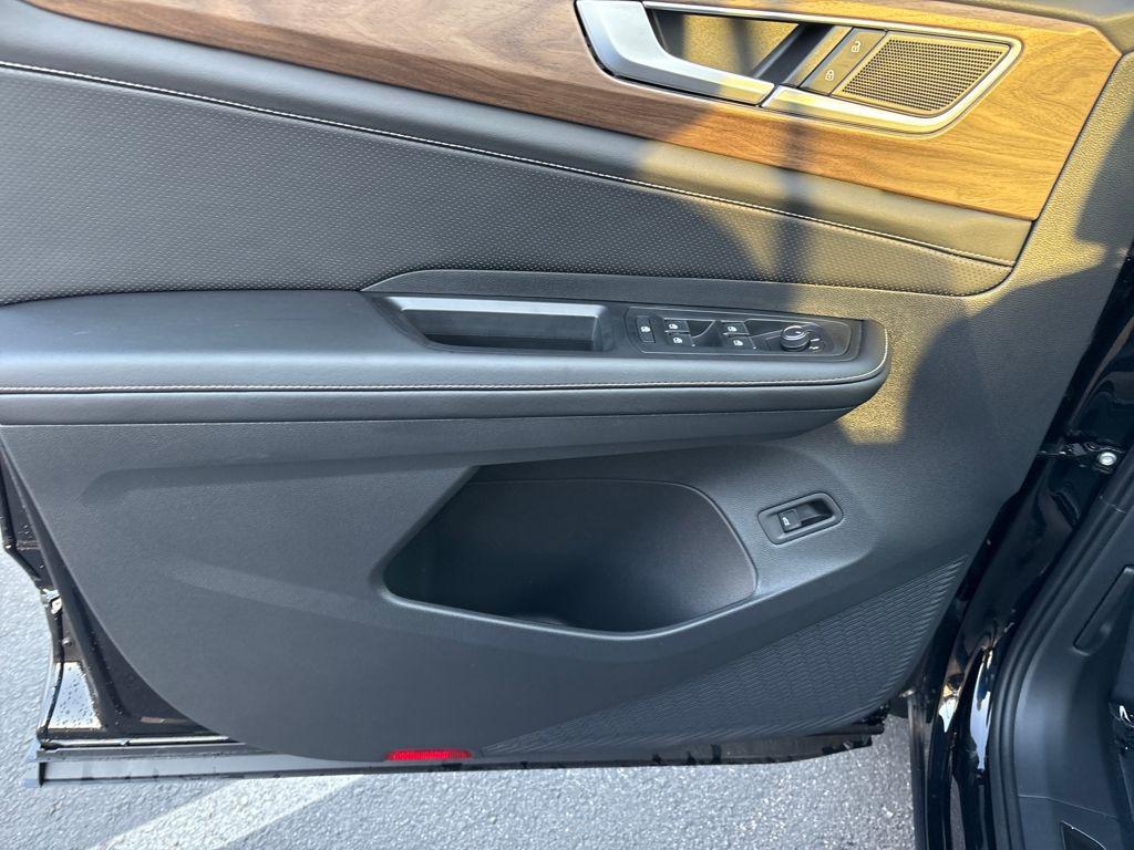 new 2026 Volkswagen Atlas car, priced at $44,066