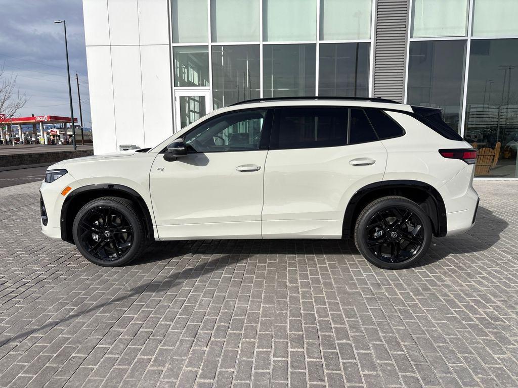 new 2026 Volkswagen Tiguan car, priced at $38,688