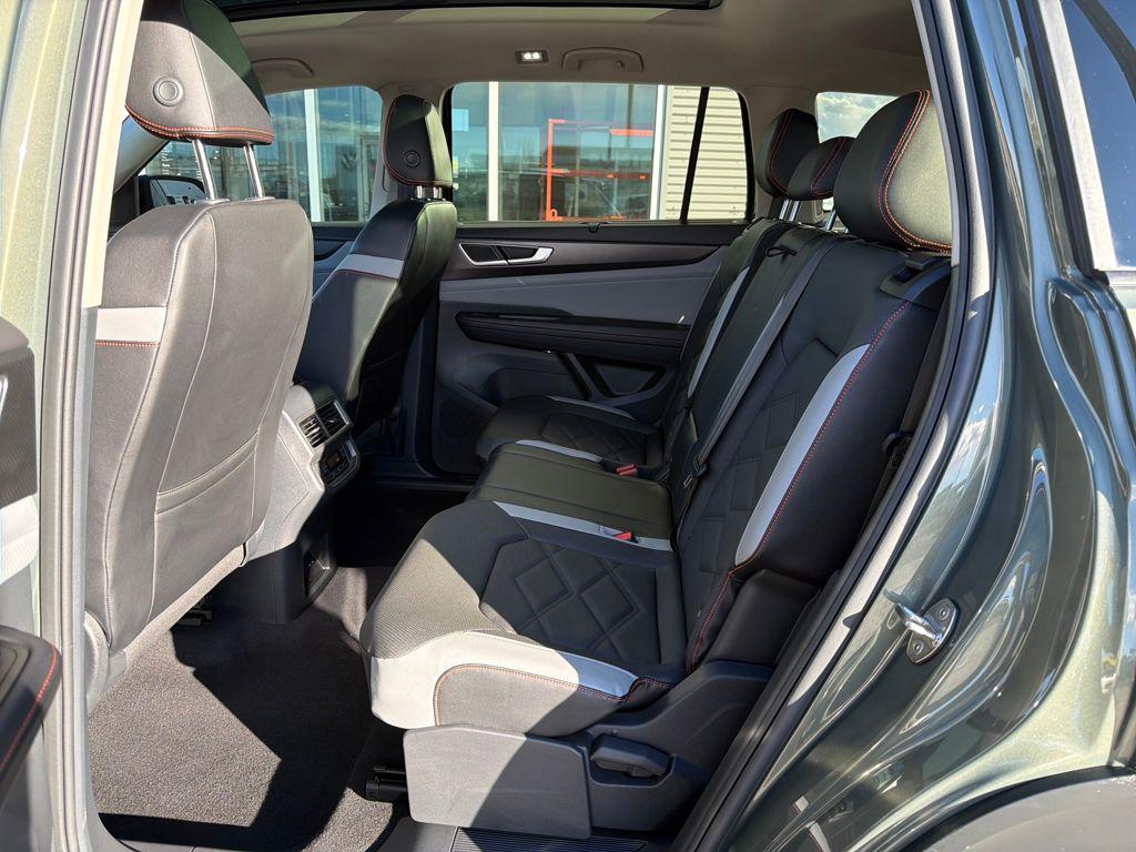 used 2024 Volkswagen Atlas car, priced at $37,903