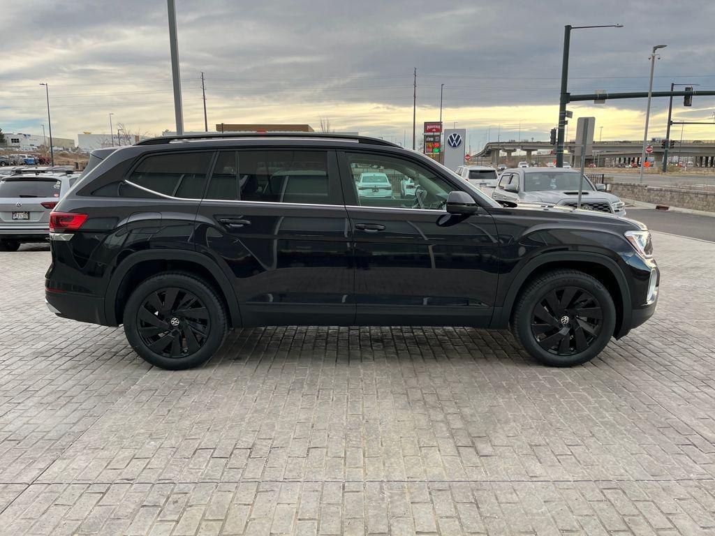 new 2026 Volkswagen Atlas car, priced at $43,579