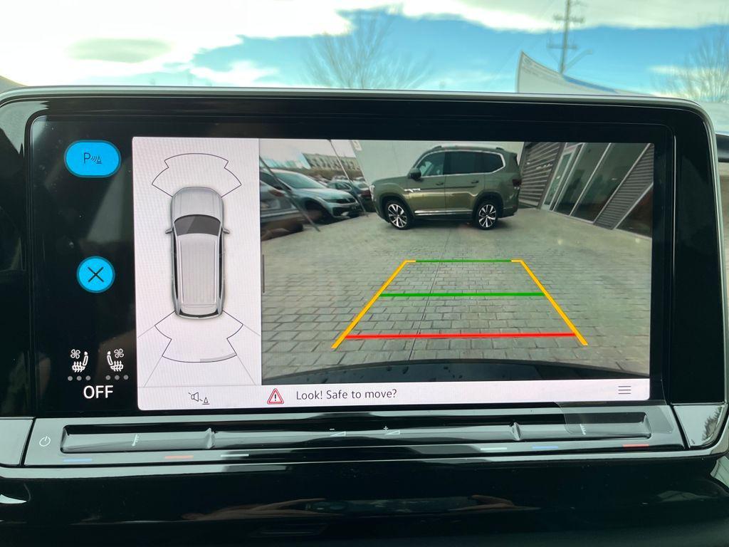 new 2026 Volkswagen Atlas car, priced at $43,579