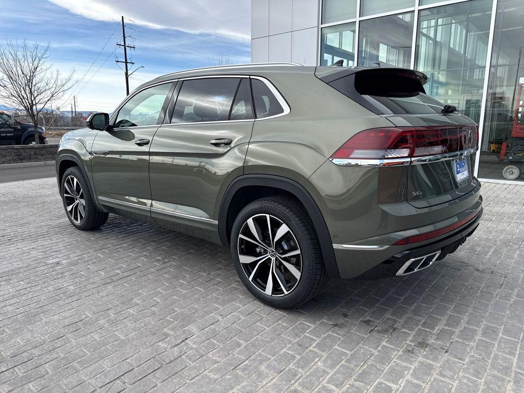 new 2026 Volkswagen Atlas Cross Sport car, priced at $51,434