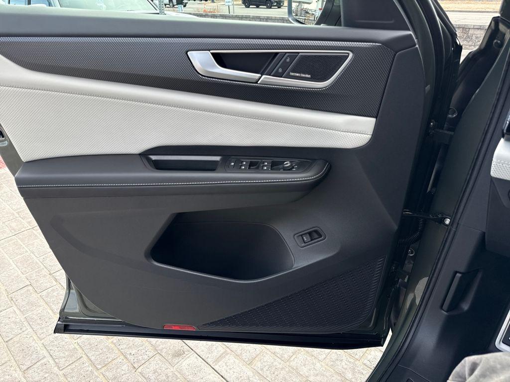 new 2026 Volkswagen Atlas Cross Sport car, priced at $51,434