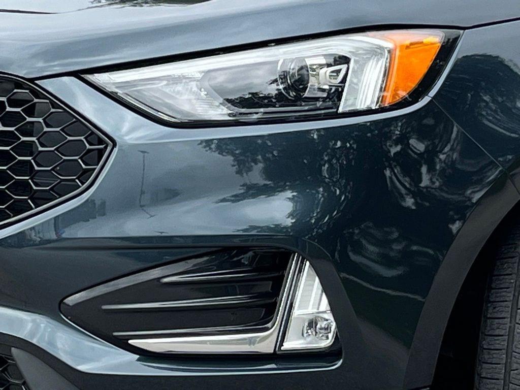 used 2023 Ford Edge car