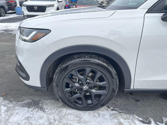 used 2025 Honda HR-V car, priced at $27,722