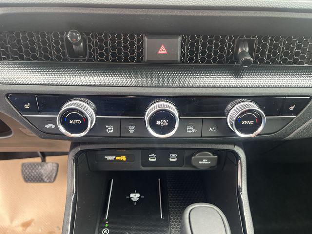 new 2026 Honda CR-V Hybrid car, priced at $39,683