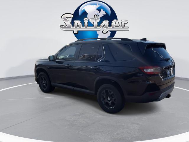 new 2025 Honda Pilot car, priced at $48,292
