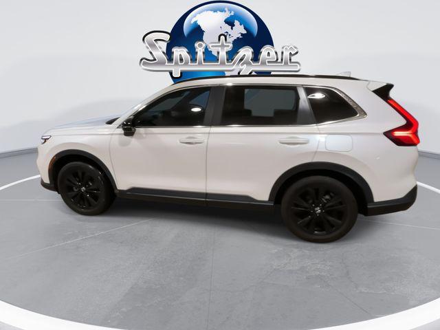 used 2024 Honda CR-V Hybrid car, priced at $32,000