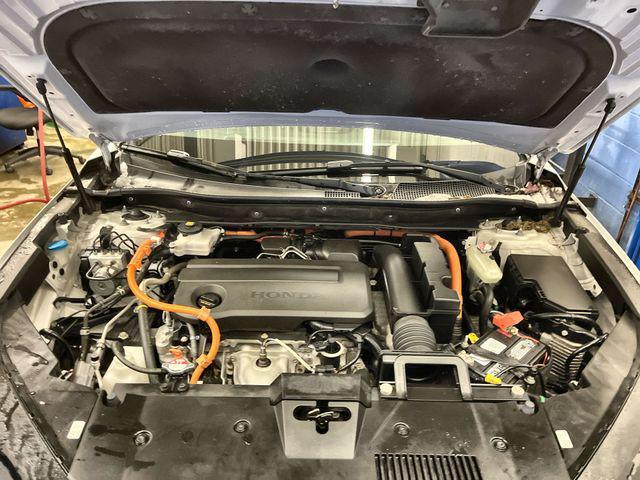 used 2024 Honda CR-V Hybrid car, priced at $32,000
