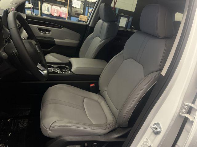 new 2025 Honda Pilot car, priced at $47,803