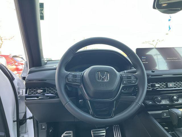 new 2026 Honda Accord Hybrid car, priced at $33,933