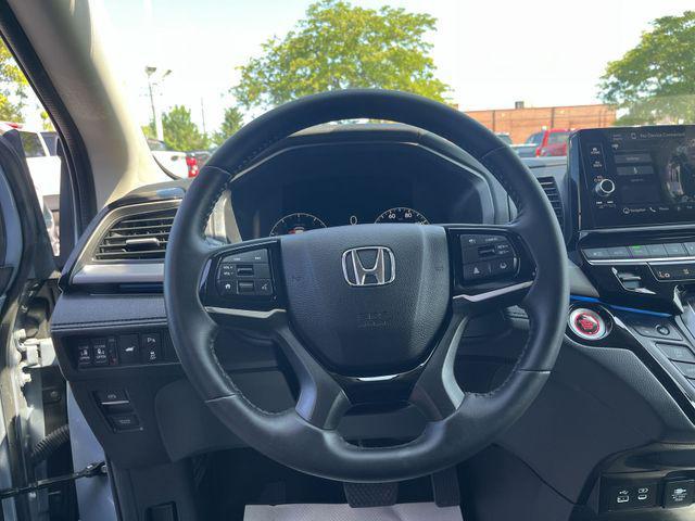 used 2025 Honda Odyssey car, priced at $44,754
