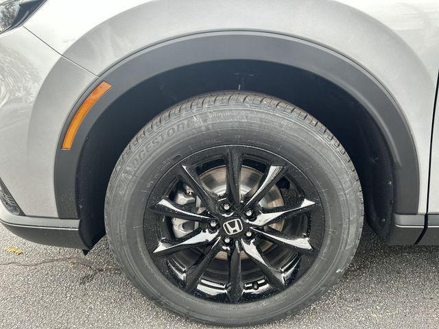 new 2026 Honda CR-V Hybrid car, priced at $39,683