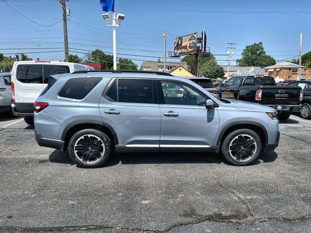 new 2026 Honda Pilot car, priced at $51,301