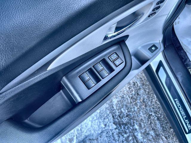 used 2025 Honda Ridgeline car, priced at $37,724