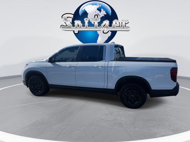 used 2025 Honda Ridgeline car, priced at $37,724