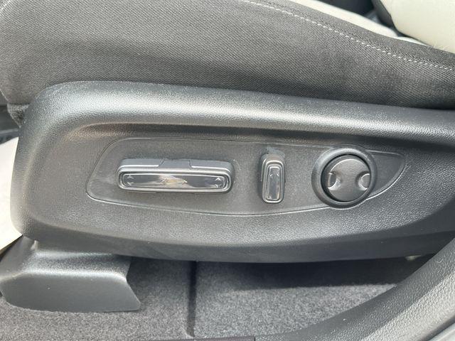used 2025 Honda CR-V car, priced at $35,076