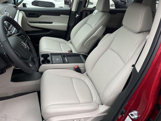 new 2026 Honda Odyssey car, priced at $42,164