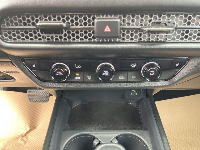 used 2025 Honda HR-V car, priced at $27,948