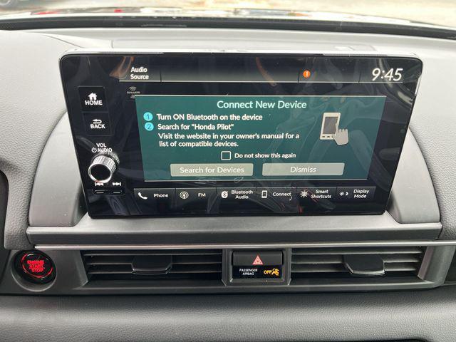 new 2025 Honda Pilot car, priced at $44,915