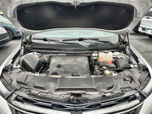 used 2023 Chevrolet Traverse car, priced at $32,380