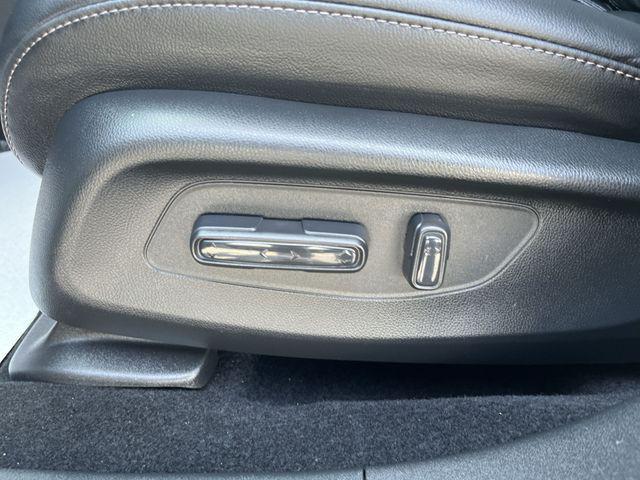 used 2025 Honda HR-V car, priced at $30,002