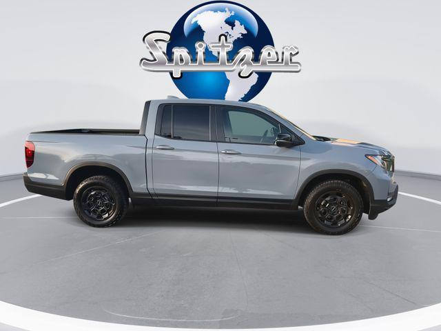 used 2025 Honda Ridgeline car, priced at $41,315