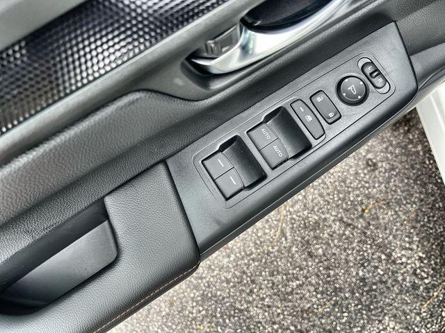 new 2026 Honda CR-V Hybrid car, priced at $38,764