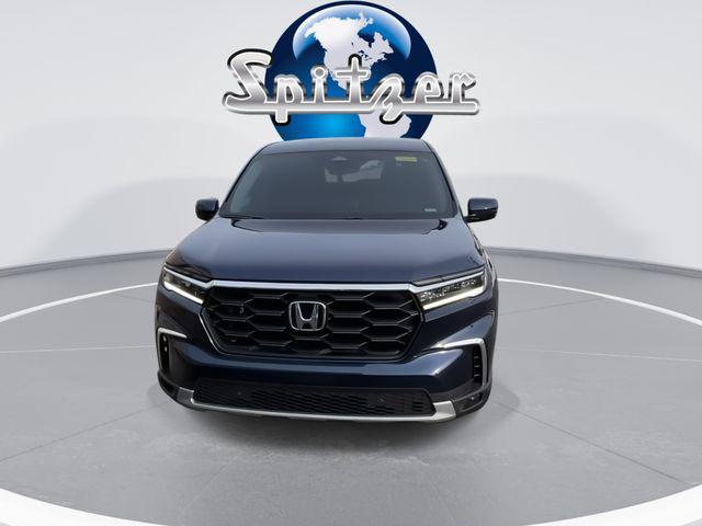 used 2025 Honda Pilot car, priced at $41,166