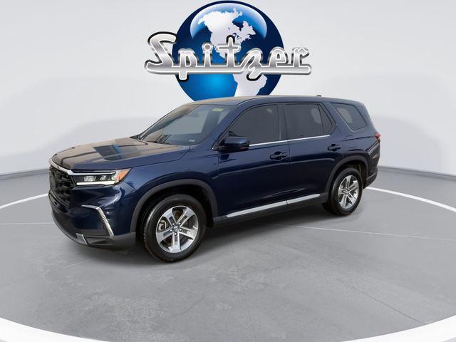 used 2025 Honda Pilot car, priced at $41,166