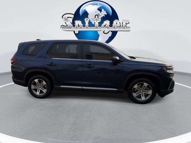 used 2025 Honda Pilot car, priced at $41,166