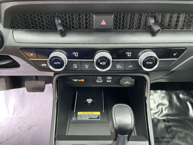 used 2024 Honda CR-V Hybrid car, priced at $32,999