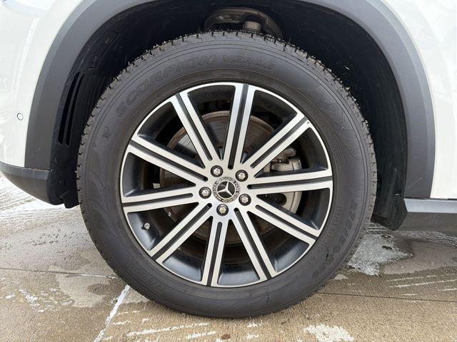 used 2024 Mercedes-Benz GLE 450 car, priced at $58,504