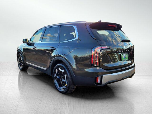 used 2023 Kia Telluride car, priced at $34,330