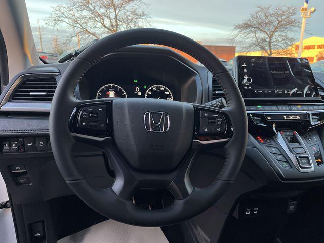 new 2026 Honda Odyssey car, priced at $43,164