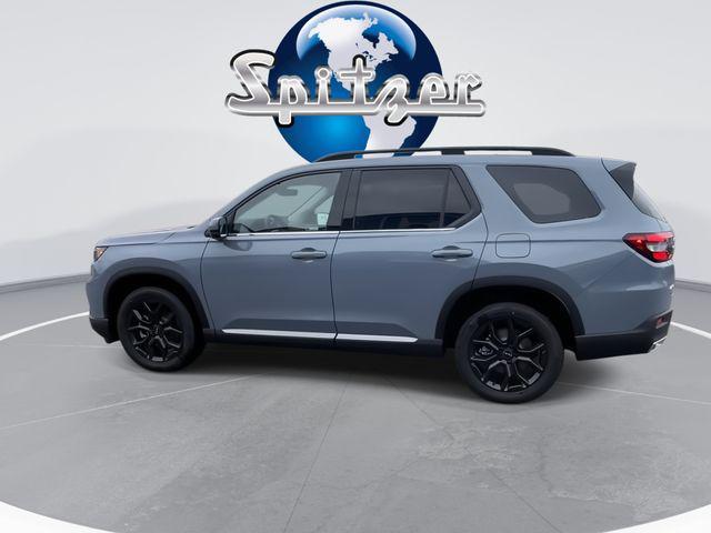 new 2025 Honda Pilot car, priced at $49,266