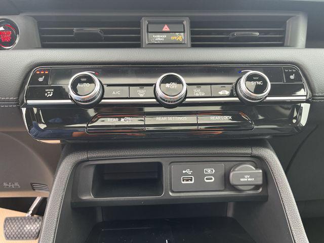 new 2025 Honda Pilot car, priced at $49,266