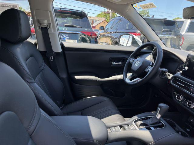 new 2027 Honda HR-V car, priced at $34,303