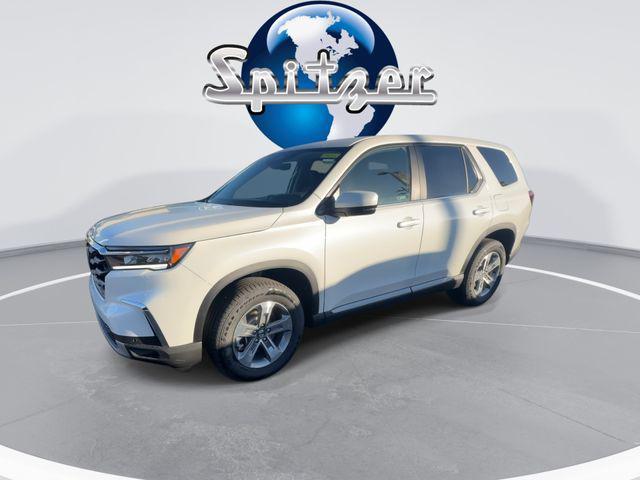 new 2025 Honda Pilot car, priced at $45,342