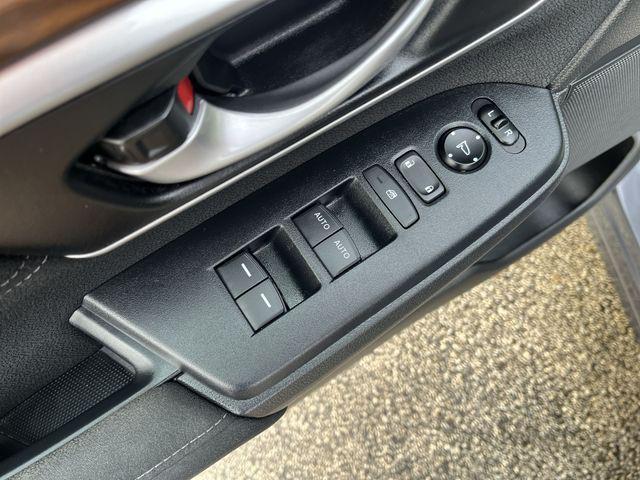 used 2022 Honda CR-V car, priced at $27,389