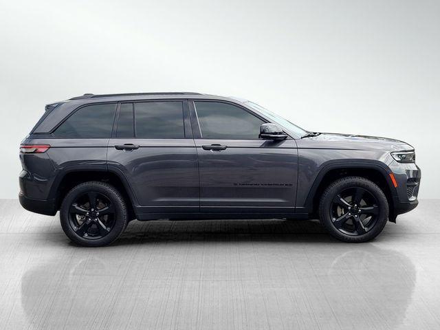 used 2022 Jeep Grand Cherokee car, priced at $25,200