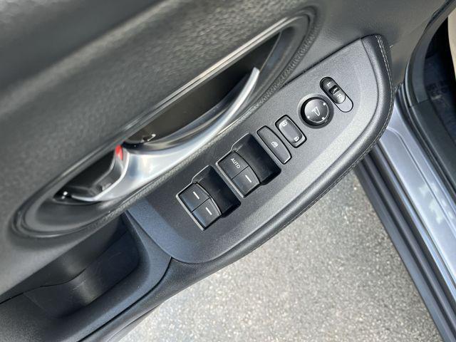 used 2025 Honda HR-V car, priced at $27,637