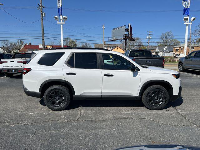 new 2026 Honda Pilot car, priced at $49,855