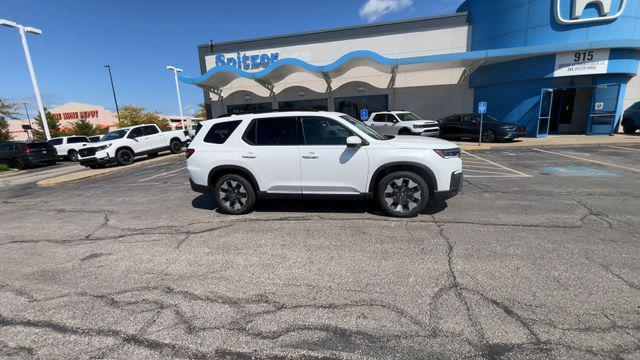 new 2026 Honda Pilot car, priced at $49,182