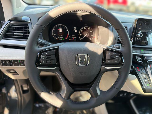 new 2026 Honda Odyssey car, priced at $47,153