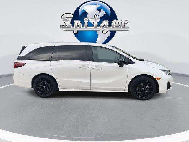 new 2026 Honda Odyssey car, priced at $43,974