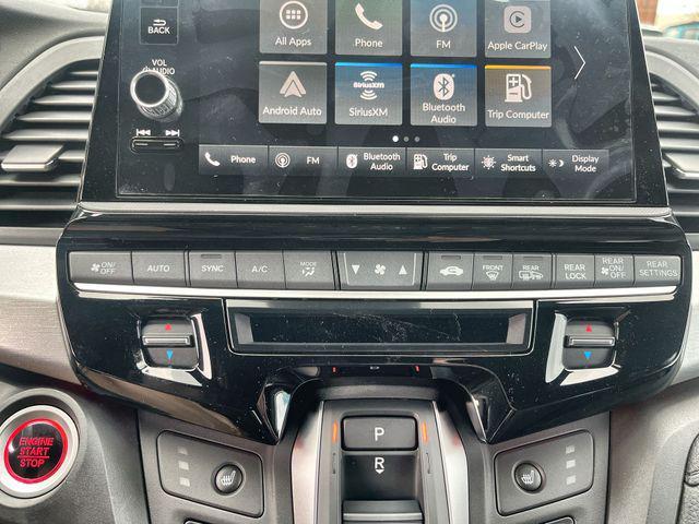new 2026 Honda Odyssey car, priced at $43,974